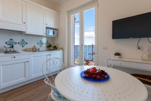 “CIELO E MARE”, CASETTA NEL CUORE DEL BORGO ANTICO / “SKY & SEA”, CHARMING IN THE HEART OF OLD VILLAGE img67