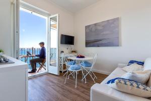 “CIELO E MARE”, CASETTA NEL CUORE DEL BORGO ANTICO / “SKY & SEA”, CHARMING IN THE HEART OF OLD VILLAGE img62