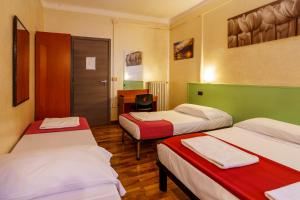 Camera Quadrupla con Bagno in Comune