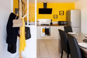 Maisons de vacances Gite avec jacuzzi a 30min du Puy Du Fou : photos des chambres