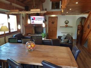 Appartements Chalet l'Avalin : Appartement avec Vue sur la Montagne