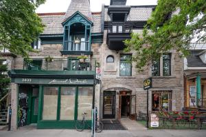Montreal Styled 2 BR Apartment on St-Denis Street