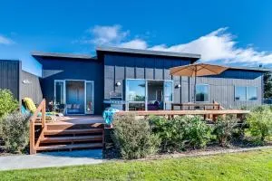 SeaRenity - Waimarama Holiday Home -  Waipukurau