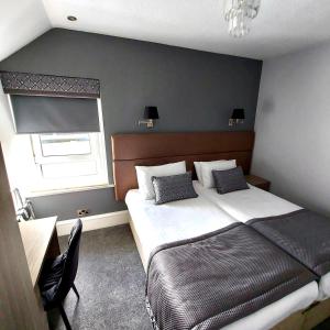Super King or Twin Room room in Newmachar Hotel