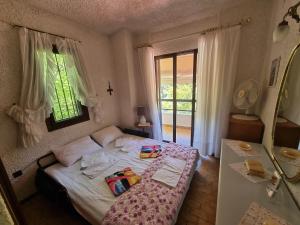 Beachfront Villa 100m from Sea for up to 10 guests