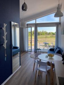 Dwa Morza domki całoroczne z ogrodem