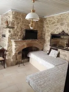 Kritikies Elaia - Піцідія