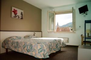 Hotels Les Portes du Cantal : Chambre Quadruple Standard