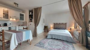 Appartements a 10 minutes a pieds de la plage, Residence La Corniche du Mont Canisy - Traveller Award 2023 : photos des chambres