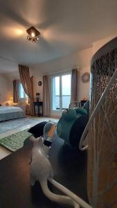 Appartements a 10 minutes a pieds de la plage, Residence La Corniche du Mont Canisy - Traveller Award 2023 : photos des chambres