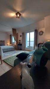 Appartements a 10 minutes a pieds de la plage, Residence La Corniche du Mont Canisy - Traveller Award 2023 : Appartement 1 Chambre