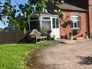 Nanny Goat Rest At Ashlands Farm - Rugeley
