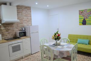 Fantastic 1 bedroom Apartment with Gallery CB6EV