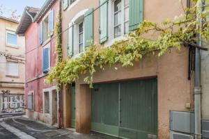 Maisons de vacances Cute and cozy town-house of 130m2 in Avignon : photos des chambres