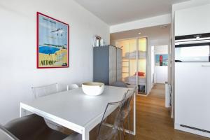 Appartements Bright T2 with balcony and sea view in Biarritz : photos des chambres