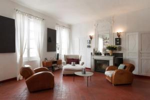 Appartements Charming and large duplex flat with beautiful terrace in Avignon : photos des chambres