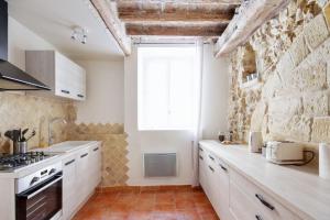 Appartements Charming traditional flat with garage at the heart of Avignon - Welkeys : photos des chambres