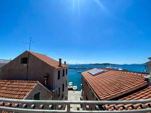 Two-Bedroom Apartment with Terrace and Sea View room in Villa Adria