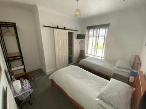 Classic Twin Room room in The Sandhaven