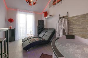 Appartements Love Room - Suite romantique avec spa privatif : photos des chambres