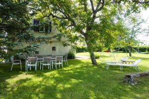 Maisons de vacances Beautiful 5-Bed House in Rilly-sur-Loire : photos des chambres