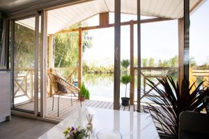 Villages vacances Les Etangs de la Bassee : photos des chambres