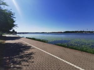 Apartament nad jeziorem