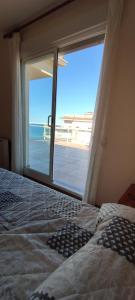 Ático con espectacular terraza frente al mar