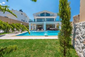 La Marbella Villa