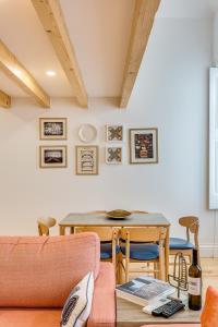 Hopstays Oporto Tiles 2 - City Center Duplex