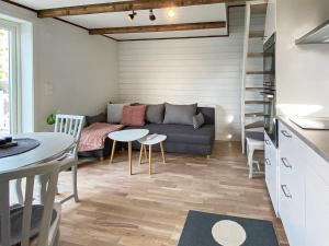 4 person holiday home in FÄRJESTADEN