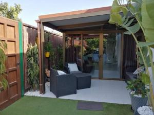 Bungalow Atos With Private Garden