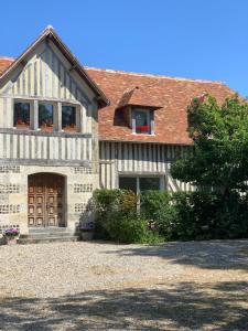 Villas demeure normande piscine chauffee sauna : photos des chambres