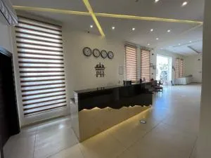 Petra Heart Hotel - Цукім