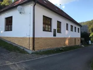 penzion Stará Škola - 维许纳波察