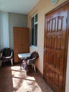 Family Room with Balcony room in Guest House on Izumrudnaya 28