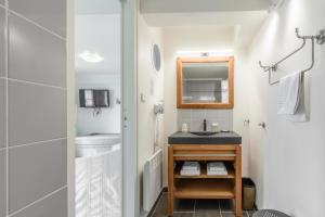 Hotels Hotel Le Clos Fleuri : photos des chambres