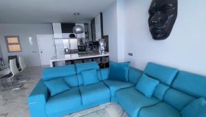 PENTHOUSE IN THE SEA, Tauro