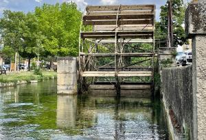 Quai du Félibre