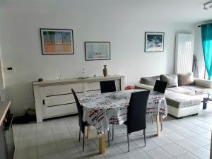 Appartement à 150m de la grande plage de Sion
