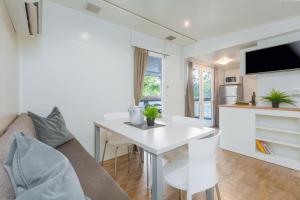 Mobile Homes Banko in Bijela Uvala and Zelena laguna 