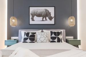 Chic and Comfort Home in Central Athens