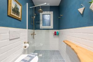 Chic and Comfort Home in Central Athens