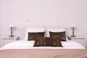 Effie Perine Apartments