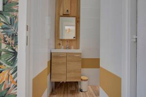 Hotels Beach Hotel - Le Grand Chalet : Chambre Double - Côté Village