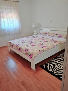 Apartment Nora near the beach