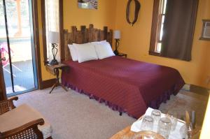 Queen Room room in The Ouray Main Street Inn