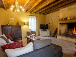 Maisons de vacances Gite Lalinde, 4 pieces, 6 personnes - FR-1-616-159 : photos des chambres