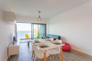 FLH Fantastic Ocean View with Balcony