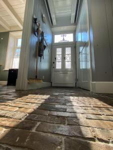 Traditional family apartment with garden at countryside Amsterdam